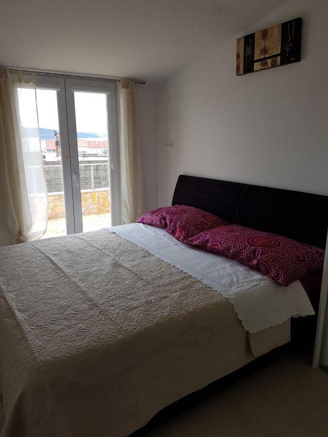 Apartment Dijana Каштела Экстерьер фото