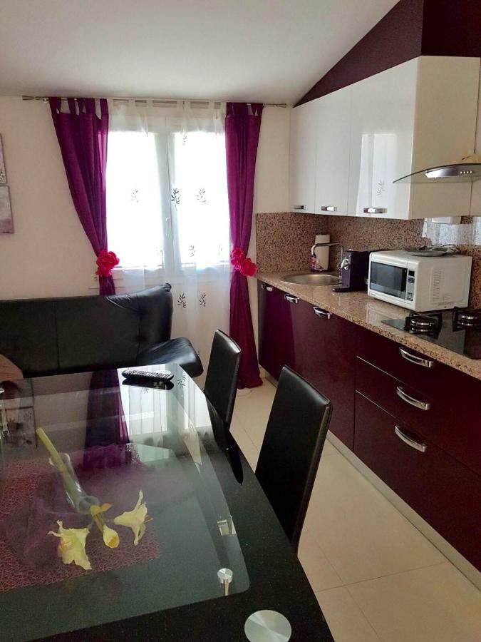 Apartment Dijana Каштела Экстерьер фото