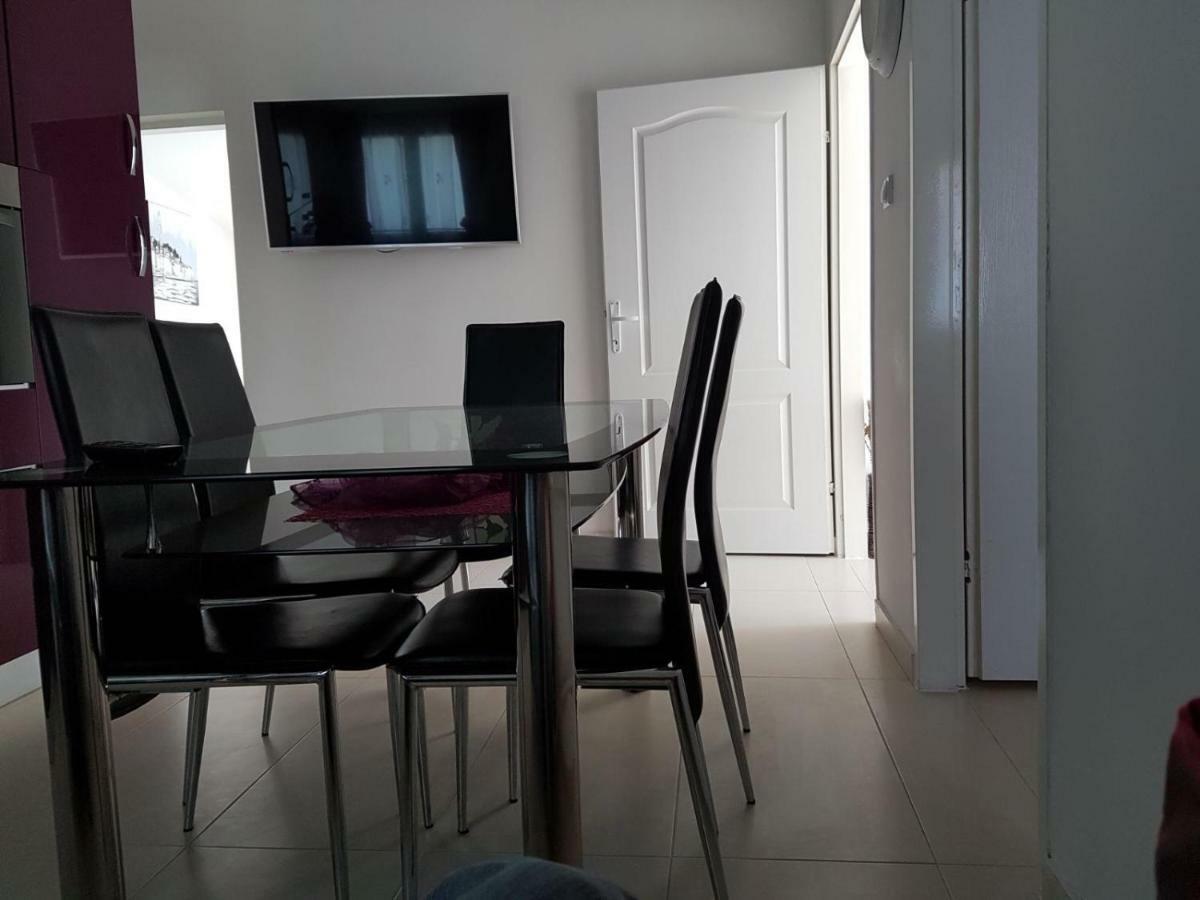 Apartment Dijana Каштела Экстерьер фото